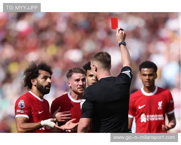 吉鲁近点补射将比分扩大