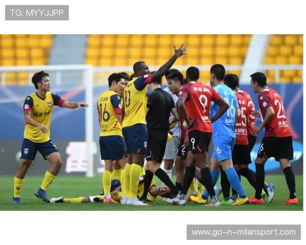 成都蓉城帅惟浩中路突破,前锋破门:一场城市与足球共振的故事 成都蓉城帅惟浩中路突破,前锋破门:一场城市与足球共振的故事